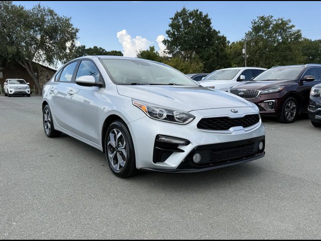 2021 Kia Forte LXS FWD photo