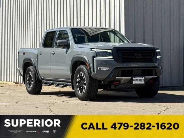2023 Nissan Frontier PRO-4X 4WD photo
