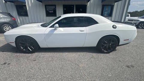 2022 Dodge Challenger GT RWD photo