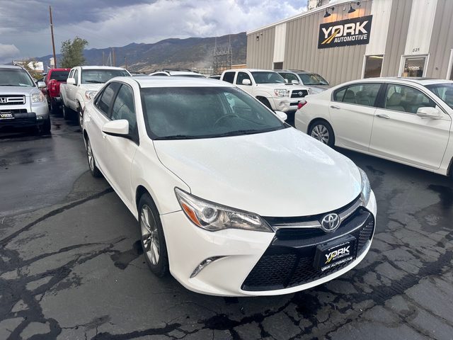 2015 Toyota Camry SE FWD photo