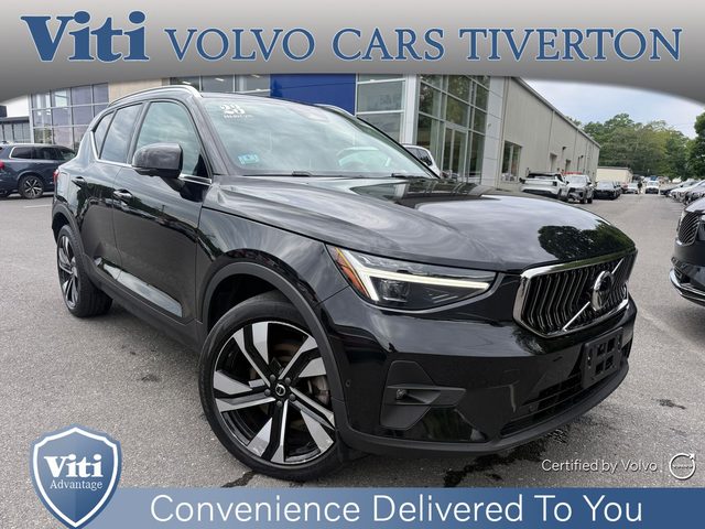 2023 Volvo XC40 Ultimate Bright Theme AWD photo