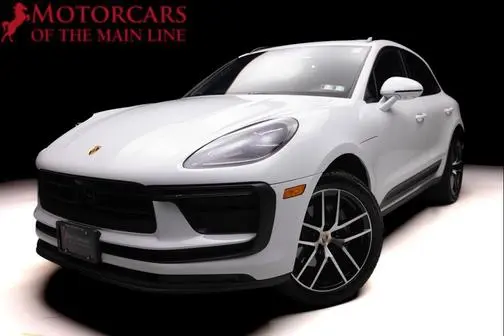 2023 Porsche Macan T AWD photo