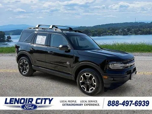 2023 Ford Bronco Sport Outer Banks 4WD photo