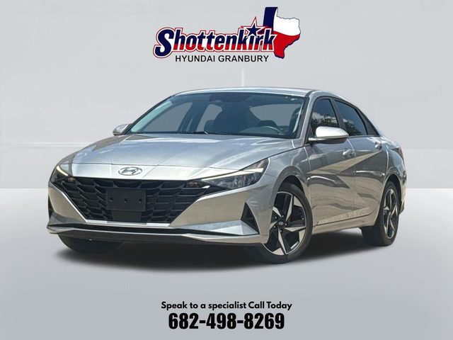 2023 Hyundai Elantra SEL FWD photo