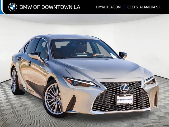 2023 Lexus IS IS 300 RWD photo