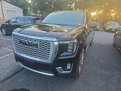 2023 GMC Yukon XL Denali 4WD photo