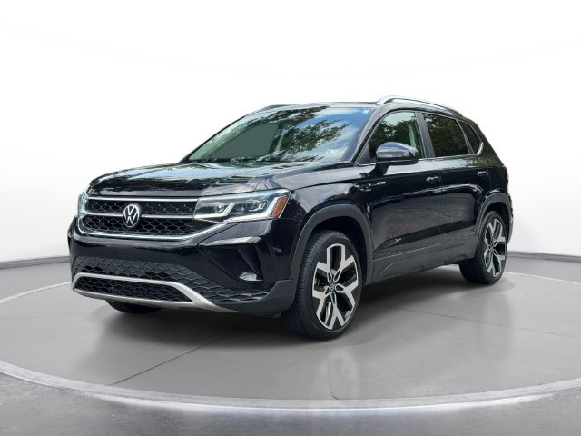 2023 Volkswagen Taos SEL AWD photo
