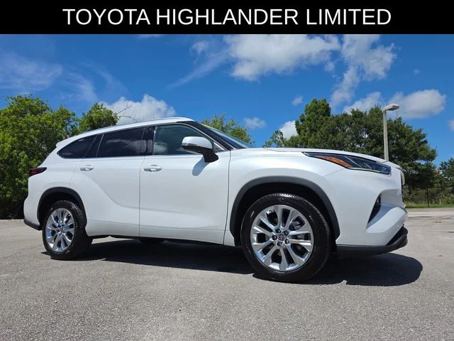 2023 Toyota Highlander Limited FWD photo