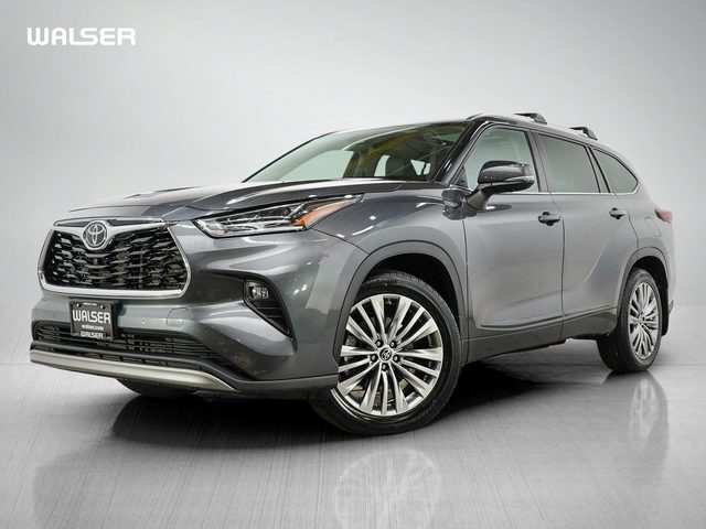 2023 Toyota Highlander Platinum AWD photo