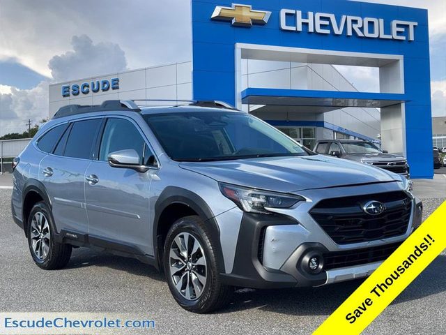 2023 Subaru Outback Touring AWD photo