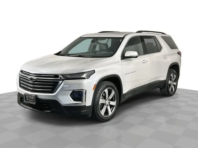 2023 Chevrolet Traverse LT Leather FWD photo