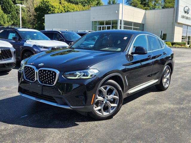 2023 BMW X4 xDrive30i AWD photo