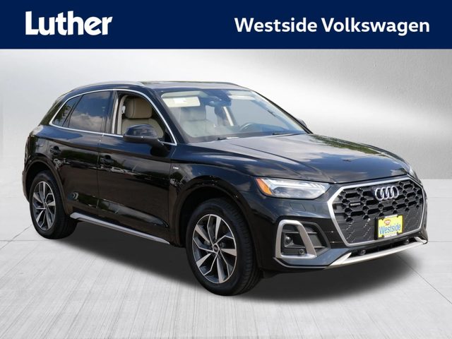 2023 Audi Q5 S line Prestige AWD photo