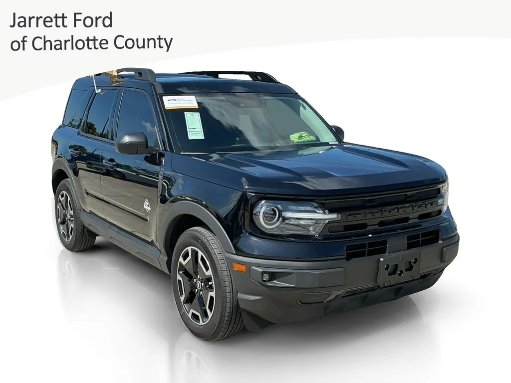 2023 Ford Bronco Sport Outer Banks 4WD photo