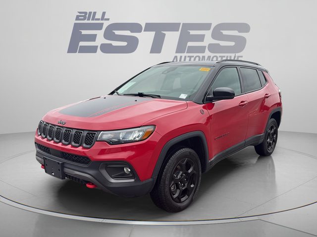 2023 Jeep Compass Trailhawk 4WD photo