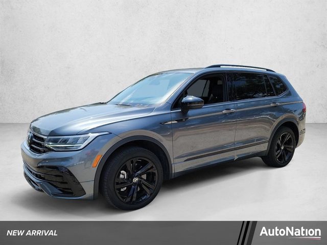 2023 Volkswagen Tiguan SE R-Line Black FWD photo