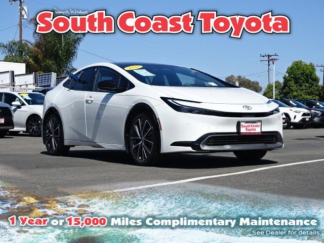 2023 Toyota Prius Limited FWD photo