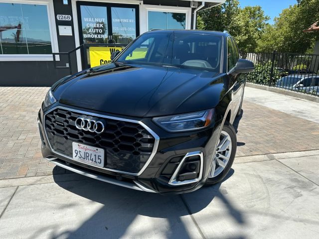 2023 Audi Q5 S line Premium AWD photo
