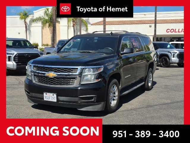 2017 Chevrolet Suburban LT RWD photo