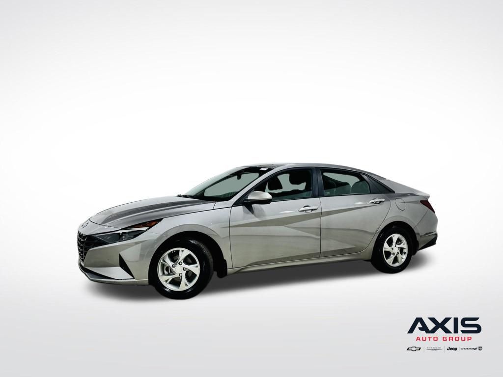 2023 Hyundai Elantra SEL FWD photo