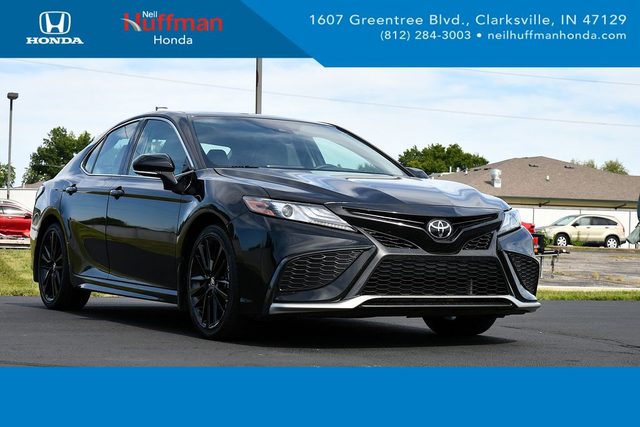 2023 Toyota Camry XSE FWD photo