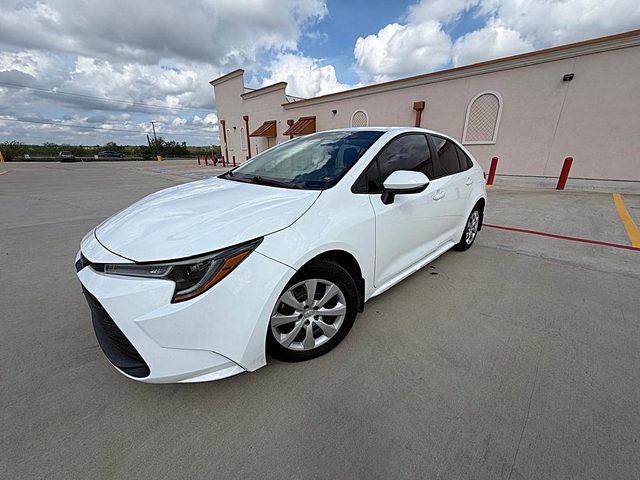 2023 Toyota Corolla LE FWD photo