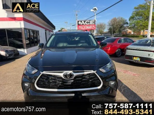 2023 Toyota Highlander XLE AWD photo