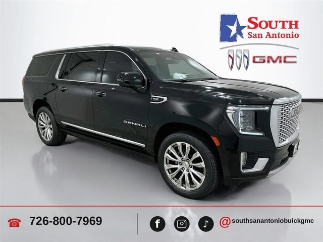 2023 GMC Yukon XL Denali 4WD photo