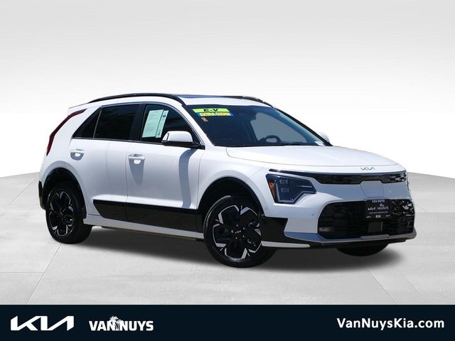 2023 Kia Niro Wave FWD photo
