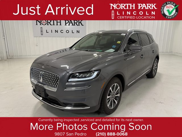 2023 Lincoln Nautilus Standard FWD photo
