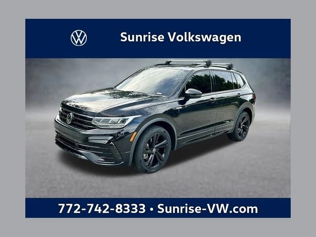 2023 Volkswagen Tiguan SE R-Line Black FWD photo
