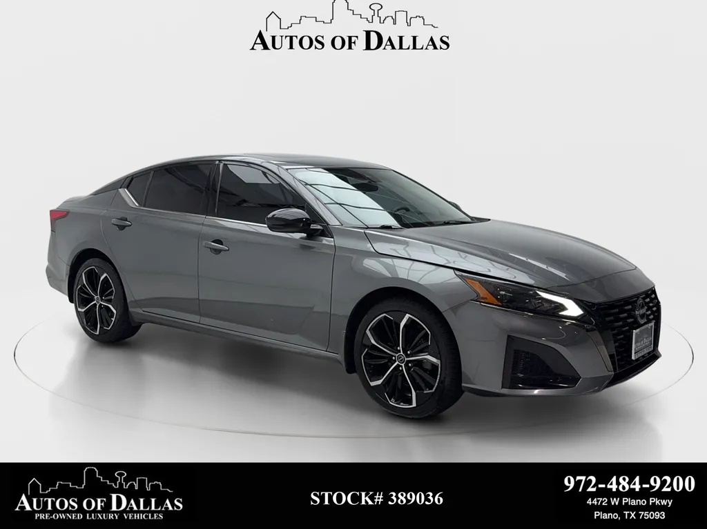 2023 Nissan Altima 2.5 SR AWD photo