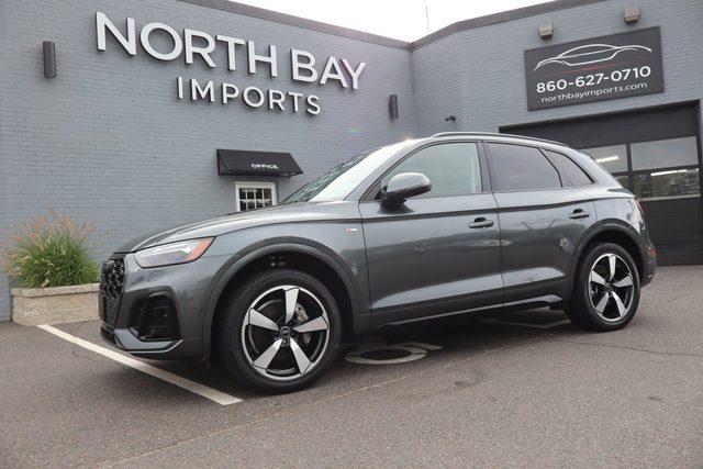 2023 Audi Q5 S line Prestige AWD photo