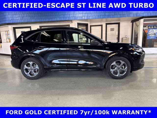2023 Ford Escape ST-Line AWD photo