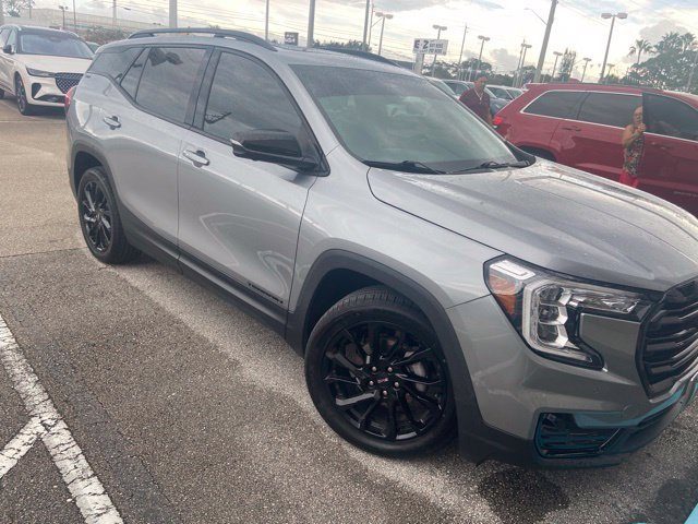 2023 GMC Terrain SLT FWD photo