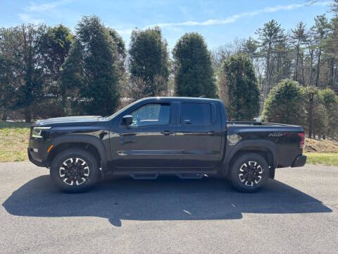 2023 Nissan Frontier PRO-4X 4WD photo