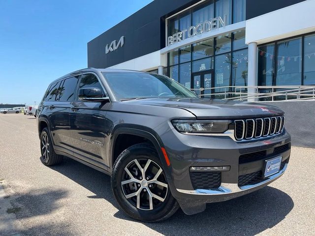 2023 Jeep Grand Cherokee L Limited 4WD photo