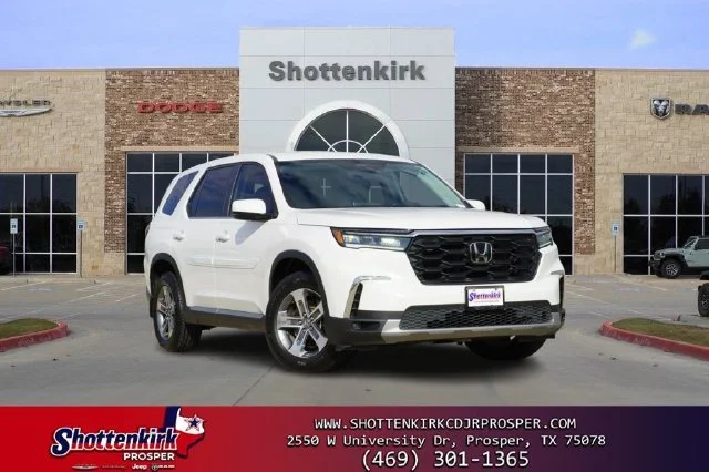 2023 Honda Pilot EX-L 8 Passenger AWD photo