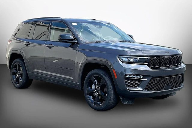 2023 Jeep Grand Cherokee Limited 4WD photo