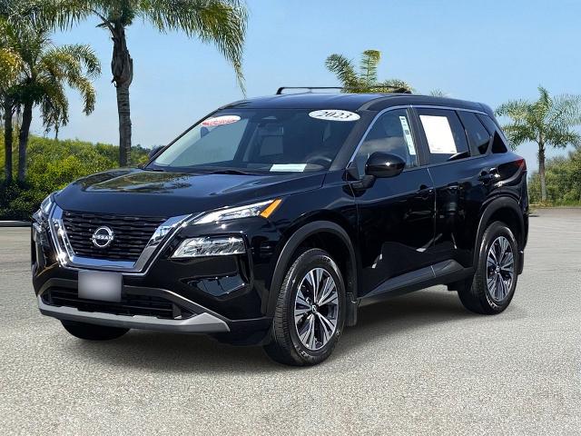 2023 Nissan Rogue SV FWD photo