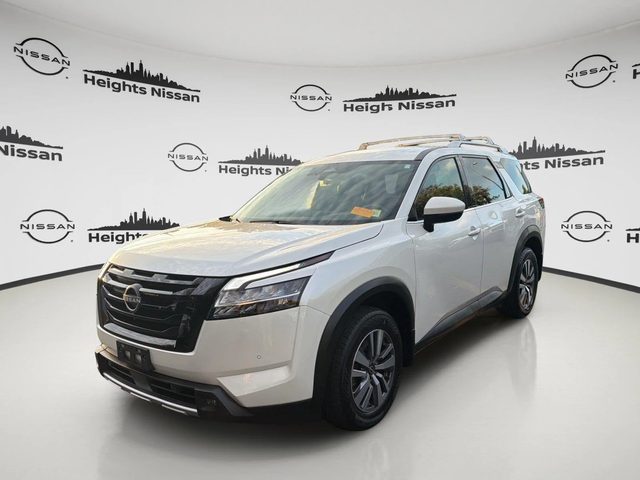 2023 Nissan Pathfinder SL 4WD photo