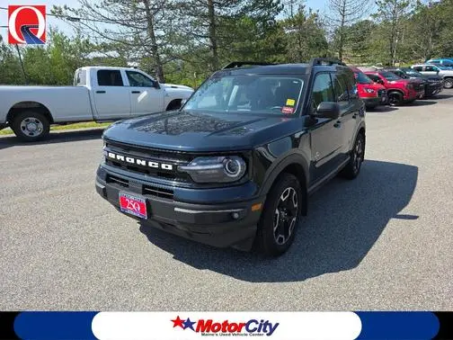 2023 Ford Bronco Sport Outer Banks 4WD photo