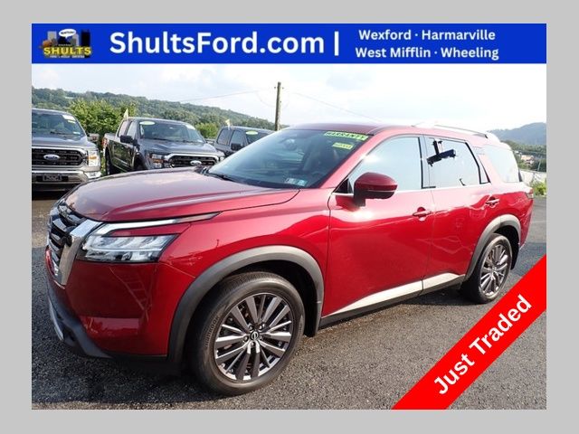 2023 Nissan Pathfinder SL 4WD photo