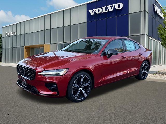 2023 Volvo S60 Plus Dark Theme AWD photo