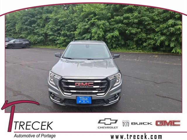 2023 GMC Terrain AT4 AWD photo