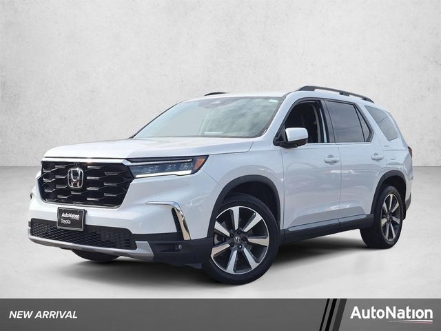 2023 Honda Pilot Elite AWD photo