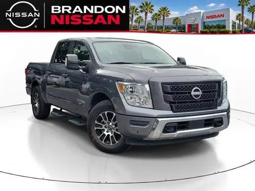 2023 Nissan Titan SV RWD photo