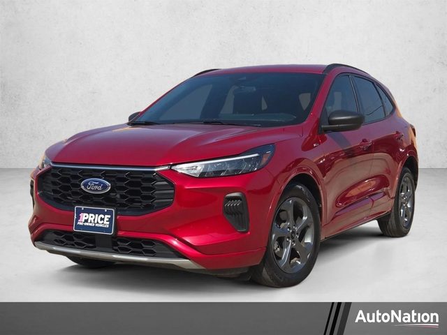 2023 Ford Escape ST-Line FWD photo