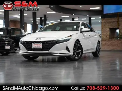 2023 Hyundai Elantra SEL FWD photo