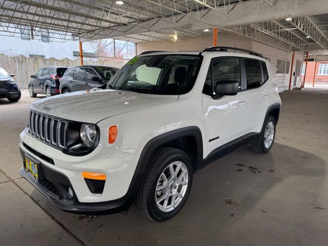 2023 Jeep Renegade Latitude 4WD photo